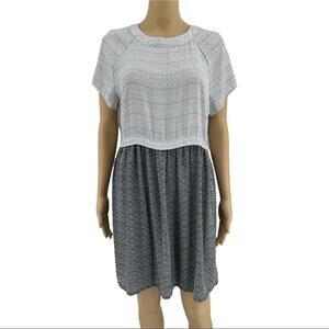 Lorena Rose US 10 Gray Chevron Stripe Short Sleeve Zip Knee Length A Line Dress